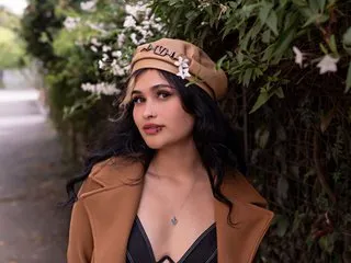 Mia--meow – webcam model profile photo Image 2