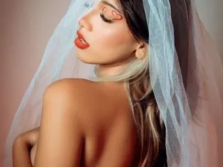 CassieGil – webcam model profile photo Image 2