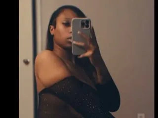 AquaaWett – webcam model profile photo