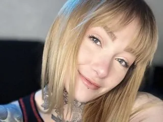 ClaireLaVey – webcam model profile photo