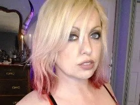 HANNIA_BAILEYS – webcam model profile photo Image 2