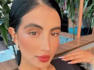 CassieGil – webcam model profile photo Image 6