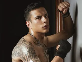 AlessiaRou – webcam model profile photo Image 4