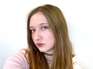 LiaSummerr – webcam model profile photo Image 3