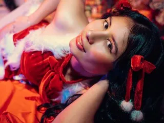 NayeCloud – webcam model profile photo