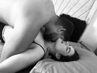 JenCampbell – webcam model profile photo Image 4