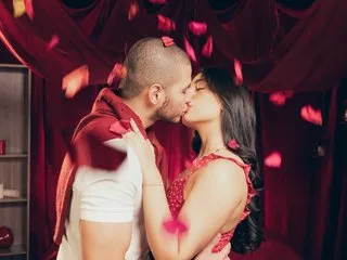 LauraFord – webcam model profile photo Image 2