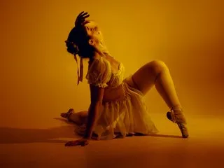 Adelle_Vixen – webcam model profile photo Image 5