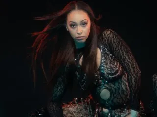 QueenTrick – webcam model profile photo