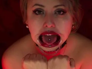 Slaverubi – webcam model profile photo