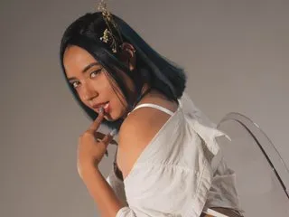 ValeriiLunaa – webcam model profile photo