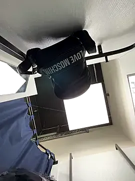 Chloe_Sins – webcam model profile photo Image 12