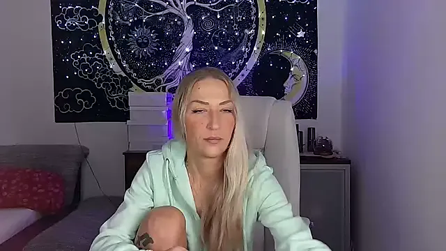 GreciaMorgan – webcam model profile photo Image 19