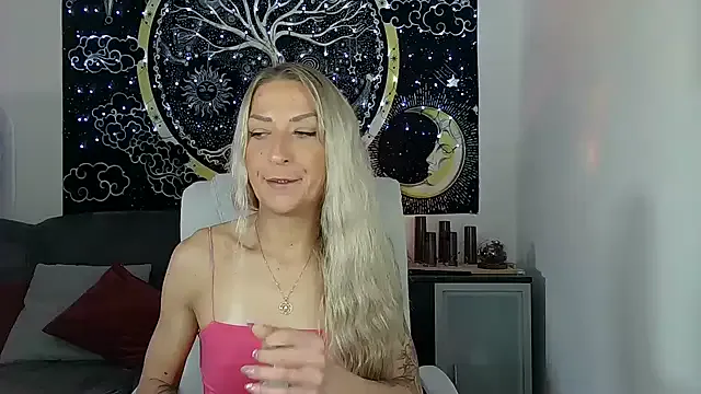 GreciaMorgan – webcam model profile photo Image 5