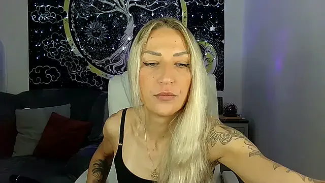 GreciaMorgan – webcam model profile photo Image 6