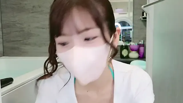 -minami- – webcam model profile photo