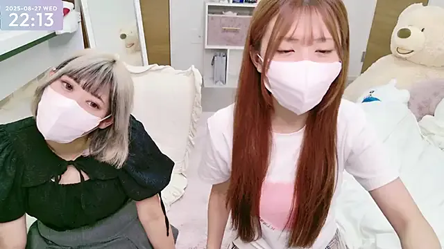 Noya – webcam model profile photo Image 11