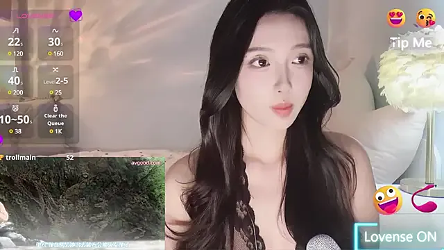 IsabellaSanz – webcam model profile photo Image 2