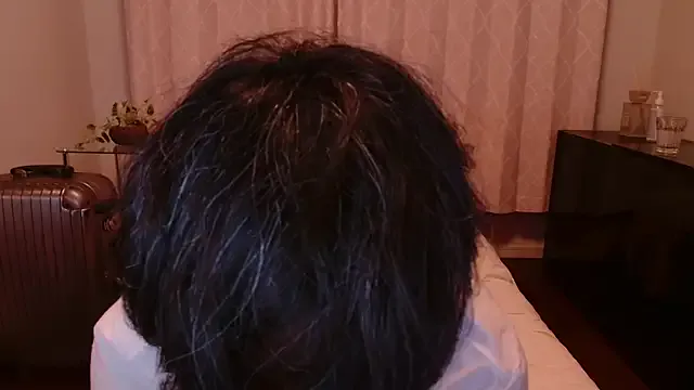 ArieliciousXXX – webcam model profile photo Image 2