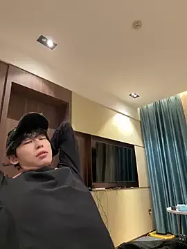 nik_sharp – webcam model profile photo Image 18