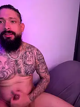 magic_rousse – webcam model profile photo Image 13