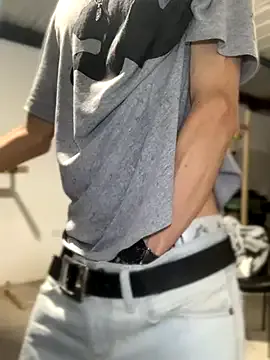 NoaMarin – webcam model profile photo Image 3