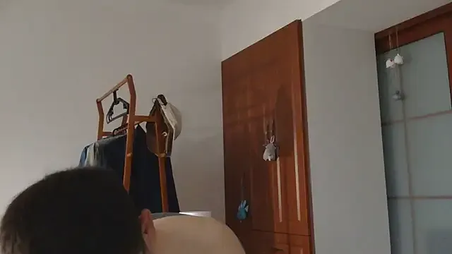 IrisWain – webcam model profile photo Image 6