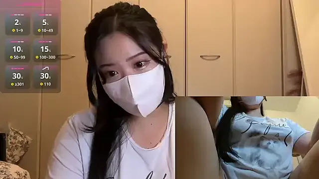 NikkiHollandXXX – webcam model profile photo Image 10