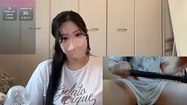 NikkiHollandXXX – webcam model profile photo Image 11