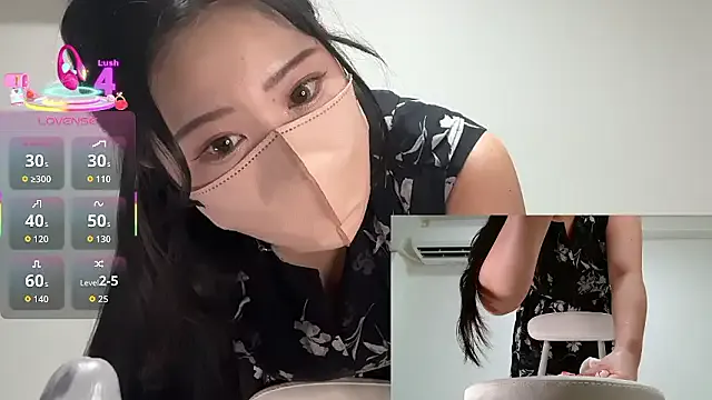 NikkiHollandXXX – webcam model profile photo Image 14