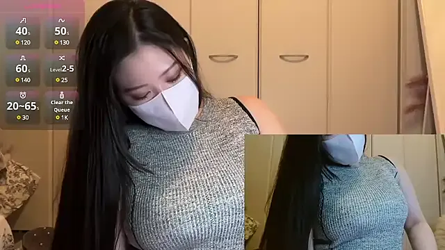 NikkiHollandXXX – webcam model profile photo Image 6