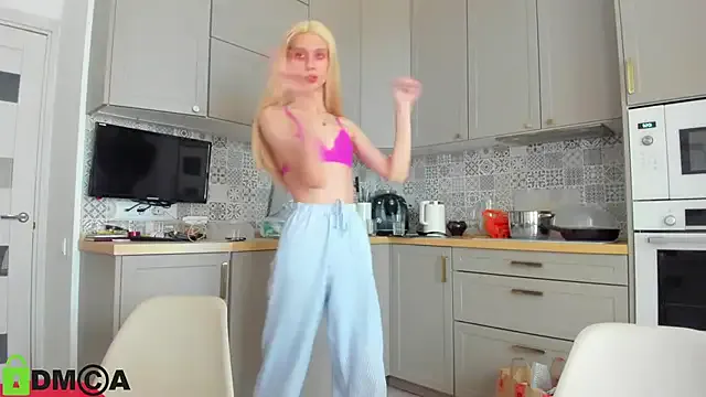 Playful_Adriana – webcam model profile photo Image 15