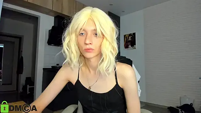 Playful_Adriana – webcam model profile photo Image 3