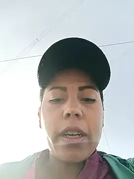 KaraNoir – webcam model profile photo Image 14