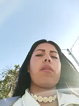 KaraNoir – webcam model profile photo Image 17