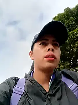 KaraNoir – webcam model profile photo Image 6