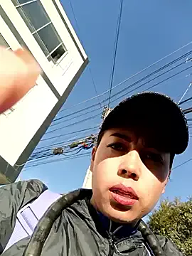 KaraNoir – webcam model profile photo Image 8