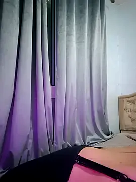 NataScott – webcam model profile photo Image 4