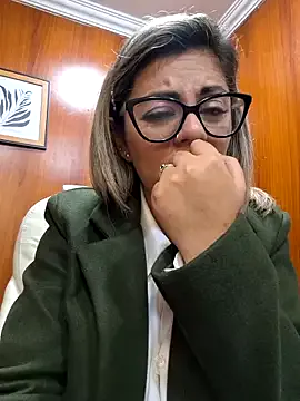 XxAlliGirlNextDoor – webcam model profile photo Image 12