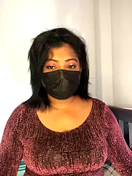 CassieGil – webcam model profile photo Image 6