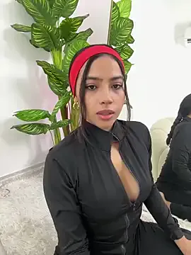 NathaliaNat – webcam model profile photo Image 5