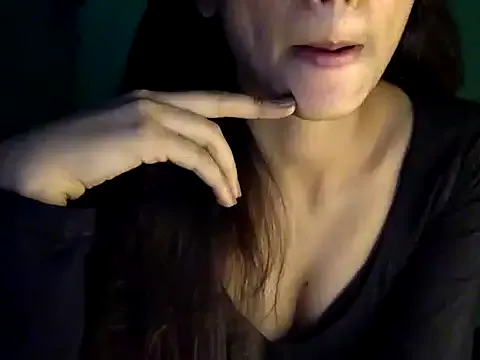 AmyBelmontt – webcam model profile photo Image 18