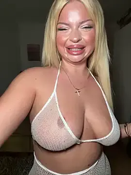 KaraNoir – webcam model profile photo Image 13