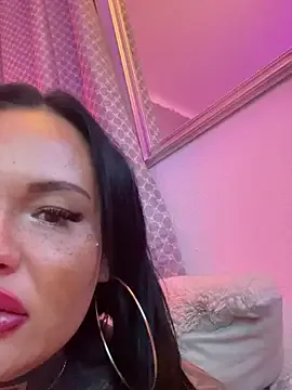 JuliaQuinn – webcam model profile photo Image 18