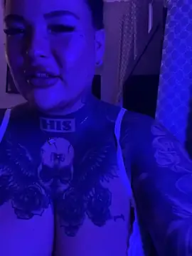 JuliaQuinn – webcam model profile photo Image 8