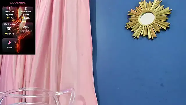 CasseyLeights – webcam model profile photo Image 7