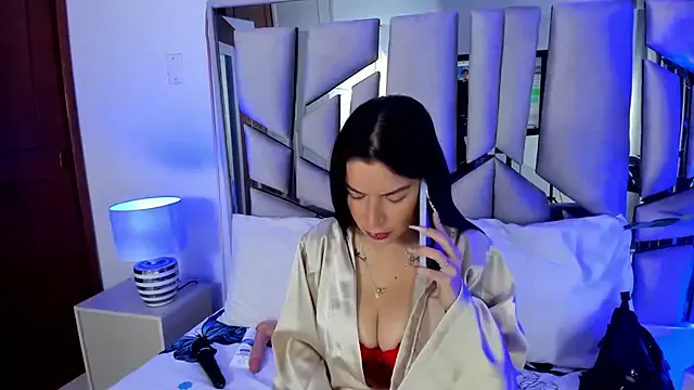 AlanaLexx_ – webcam model profile photo Image 5