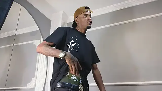 ZoeVillalobos – webcam model profile photo Image 4