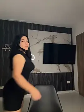 AmyBelmontt – webcam model profile photo Image 10