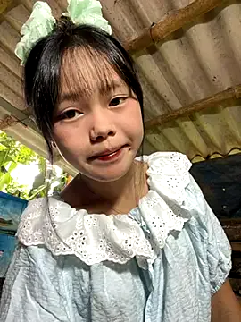 Maxinekinky – webcam model profile photo Image 4